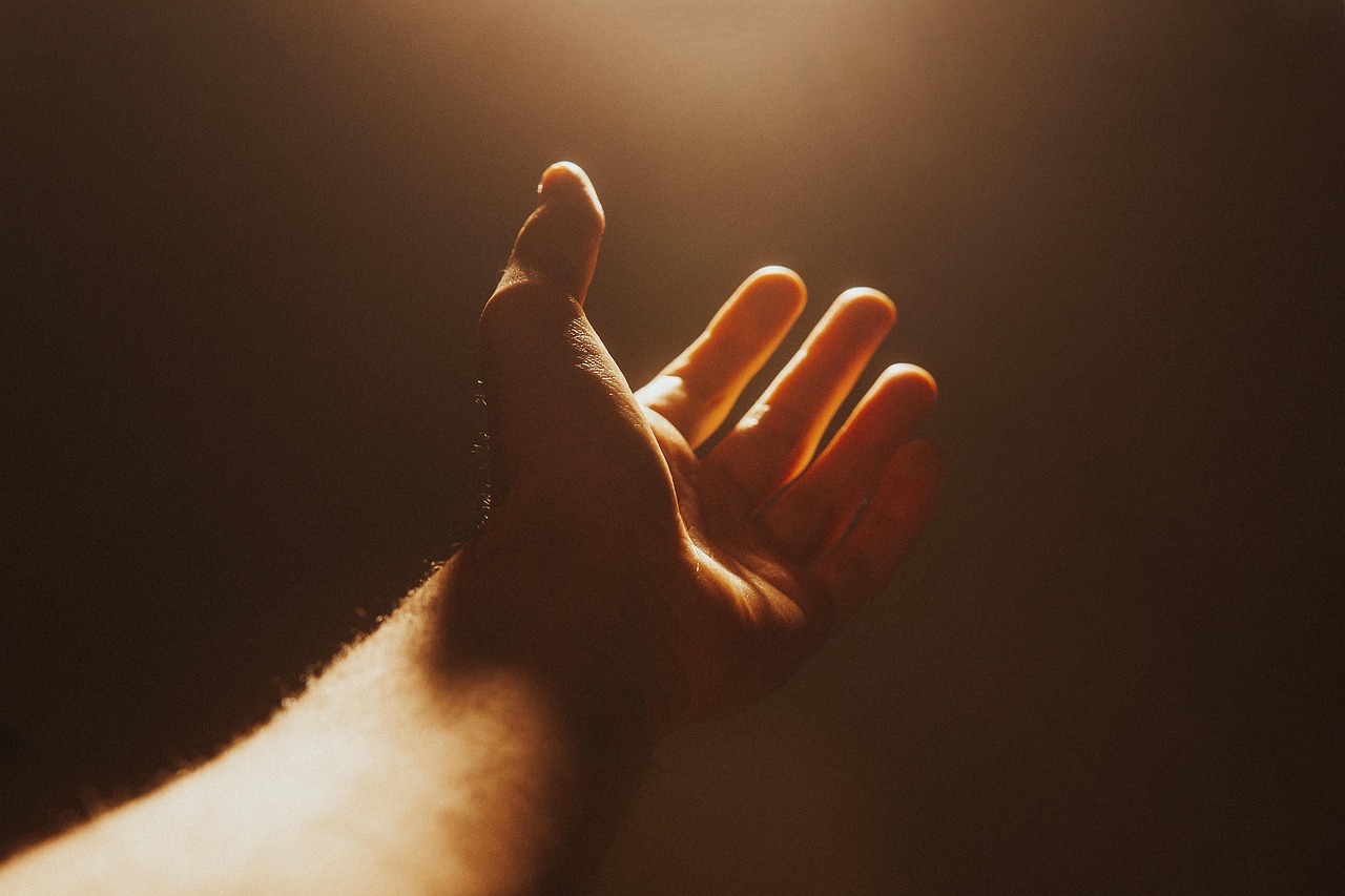 The Art of the Follow-Up: Getting Responses Without Being Annoying